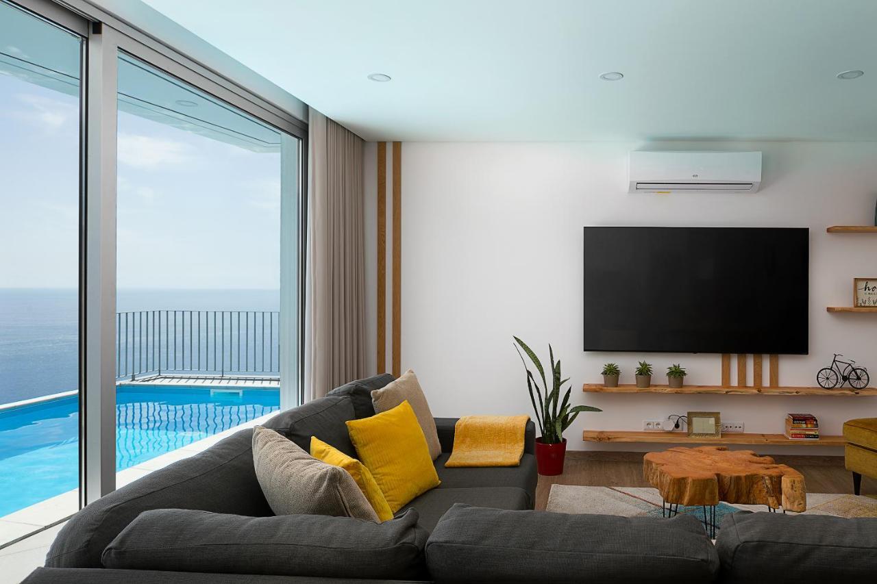カマラ・デ・ロボス Peak A Boo Private Heated Pool And Private Parkingヴィラ エクステリア 写真